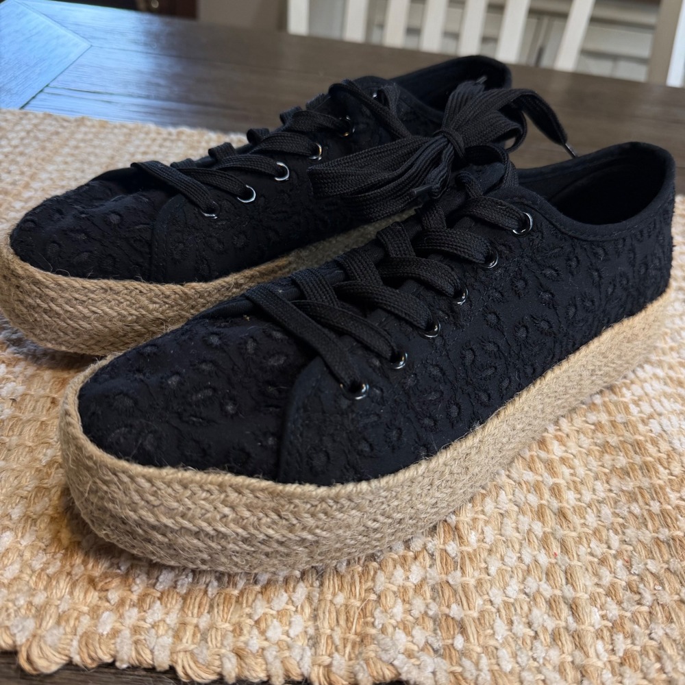 Serra Womens Black Eyelet Lace Espadrille Platform Sneakers Shoes Size 10